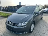 Gebraucht VW Sharan Comfortline 177 PS (130 kW) 2020 Indiumgrau Van / Kleinbus