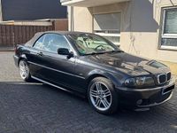 Gebraucht BMW 330 Sport Line 231 PS (169 kW) 2002 Schwarz Cabrio