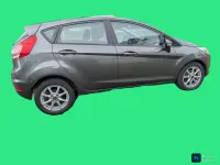 Gebraucht Ford Fiesta Trend 101 PS (74 kW) 2016 Grau Kleinwagen