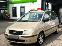 Gebraucht Hyundai Matrix 103 PS (75 kW) 2008 Gold Van / Kleinbus