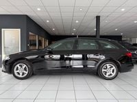 Gebraucht Audi A4 Ambiente 136 PS (100 kW) 2020 Schwarz Kombi