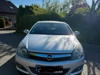 Gebraucht Opel Astra GTC 116 PS (85 kW) 2010 Silber Kleinwagen