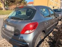 Gebraucht Peugeot 207 95 PS (69 kW) 2010 Grau Limousine