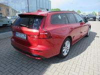 gebraucht Volvo V60 B4 Benzin Plus Dark Automatik