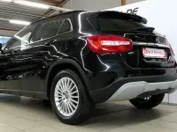 Gebraucht Mercedes GLA180 122 PS (89 kW) 2019 Schwarz SUV