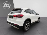 Gebraucht Mercedes GLA250 Style 160 PS (117 kW) 2022 Polarweiss SUV