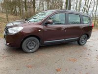Gebraucht Dacia Lodgy Celebration 116 PS (85 kW) 2017 Braun Van / Kleinbus