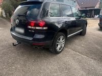 Używany VW Touareg 239 KM (175 kW) 2008 Czarny SUV