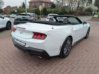 Neu Ford Mustang GT Convertible 446 PS (328 kW) 2026 Weiß Cabrio