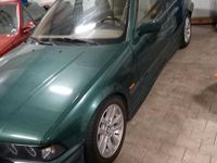 Gebraucht BMW 320 150 PS (110 kW) 1997 Grün Limousine