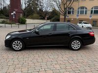 Gebraucht Mercedes E220 170 PS (125 kW) 2010 Schwarz Limousine