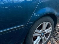 Gebraucht BMW 318 143 PS (105 kW) 2004 Blau Limousine