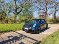 Gebraucht Mini John Cooper Works 231 PS (169 kW) 2023 Grün Kleinwagen