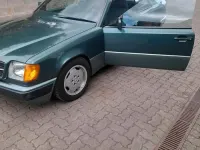 Gebraucht Mercedes 230 136 PS (100 kW) 1991 Grün Coupé