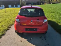 Gebraucht Renault Clio 75 PS (55 kW) 2012 Rot Kleinwagen