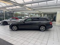 Gebraucht Mercedes E200 136 PS (100 kW) 2011 Grau Limousine