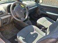 Gebraucht Renault Clio II 54 PS (39 kW) 2009 Silber Kleinwagen