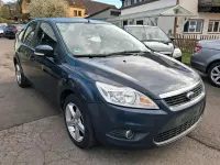 Gebraucht Ford Focus Trend 101 PS (74 kW) 2010 Grau Limousine
