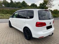 Gebraucht VW Touran Highline 140 PS (102 kW) 2011 Weiß Van / Kleinbus