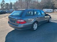 Gebraucht Mercedes E220 150 PS (110 kW) 2004 Grau Kombi