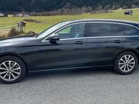 gebraucht Mercedes E220 d 4MATIC T Autom. - Restgarantie