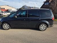Gebraucht Ford Galaxy Trend 140 PS (102 kW) 2010 Pantherschwarz metallic Van / Kleinbus