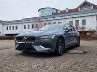 Gebraucht Volvo V60 Core 253 PS (186 kW) 2022 Grau Kombi