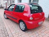 Gebraucht Renault Clio II 60 PS (44 kW) 2007 Rot Kleinwagen