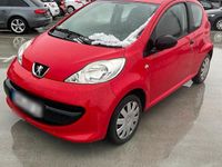 Gebraucht Peugeot 107 68 PS (50 kW) 2009 Kleinwagen