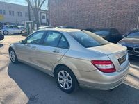 Gebraucht Mercedes C180 156 PS (114 kW) 2009 Beige Limousine