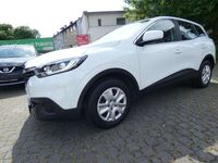 Gebraucht Renault Kadjar Life 131 PS (96 kW) 2017 Gletscherweiss SUV