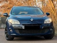 Gebraucht Renault Mégane GrandTour 110 PS (80 kW) 2012 Blau Kombi
