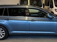 Gebraucht VW Passat Comfortline 150 PS (110 kW) 2015 Blau Kombi