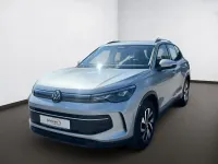 Gebraucht VW Tiguan Life 193 PS (141 kW) 2024 Silber oyster silver SUV