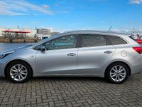 Gebraucht Kia Ceed DREAM-TEAM Edition 101 PS (74 kW) 2017 Grau Kleinwagen