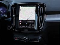 Gebraucht Volvo XC40 Plus 197 PS (144 kW) 2025 Weiß SUV