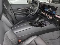 Neu BMW 520 M Sport 197 PS (144 kW) 2026 Grau (m brooklyn grau metallic) Kombi