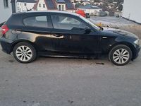 Gebraucht BMW 118 143 PS (105 kW) 2007 Schwarz Kleinwagen