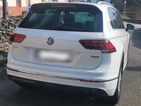 gebraucht VW Tiguan R Line Highline 4Motion BMT