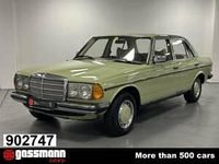 Gebraucht Mercedes 200 55 PS (40 kW) 1978 Grün Limousine