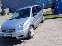 Gebraucht Ford Fiesta 97 PS (71 kW) 2004 Grau Kleinwagen