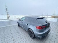 Gebraucht Audi A3 Attraction 179 PS (131 kW) 2013 Grau Limousine