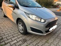 Używany Ford Fiesta SYNC Edition 101 KM (74 kW) 2014 Srebrny Hatchback