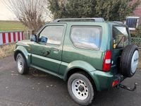 Usado Suzuki Jimny 85 HP (62 kW) 2009 Verde SUV