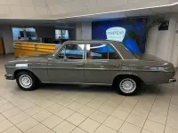 Gebraucht Mercedes W115 1971 Grau Limousine