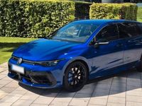 Gebraucht VW Golf VIII R 333 PS (244 kW) 2024 Blau Kleinwagen