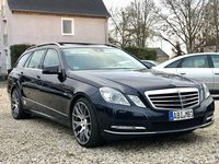 Gebraucht Mercedes E350 265 PS (194 kW) 2011 Blau Kombi