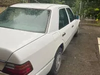Gebraucht Mercedes E300 180 PS (132 kW) 1993 Weiß Limousine