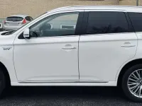 Gebraucht Mitsubishi Outlander P-HEV 224 PS (164 kW) 2019 Weiß SUV