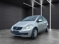Gebraucht Mercedes A160 95 PS (69 kW) 2012 Silber Kleinwagen